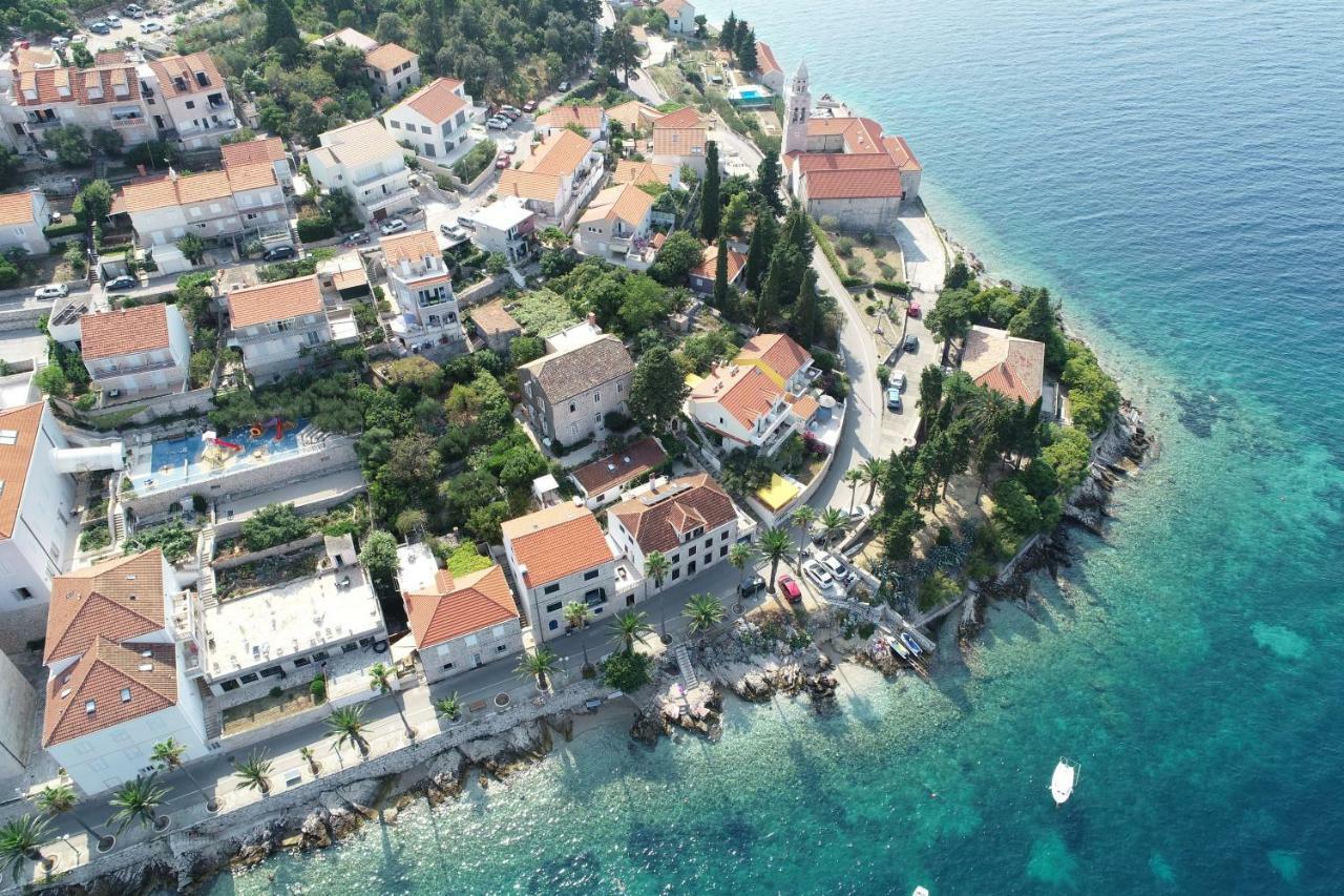 Apartments Rafaela Korcula Town Bagian luar foto